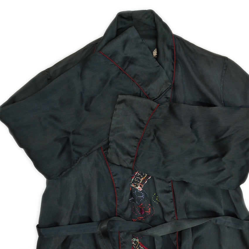 1950's~ JAPAN SOUVENIR EMBROIDERY SUKA GOWN... Fits like L