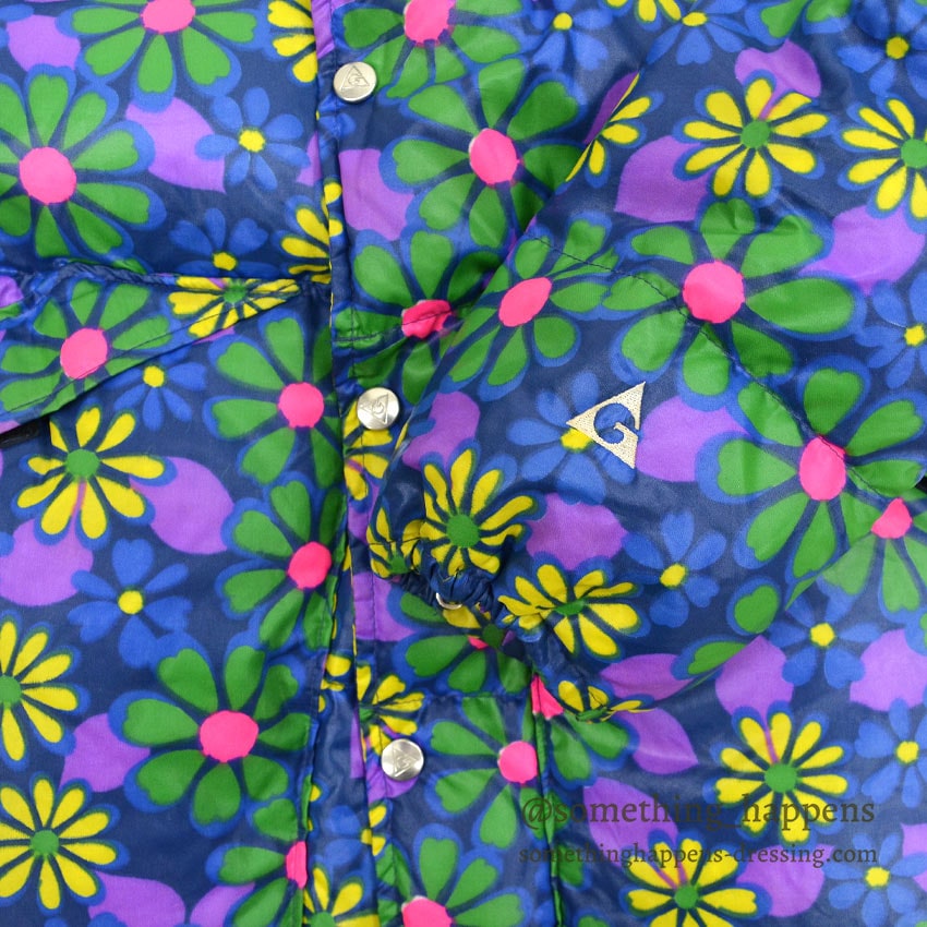 1970's GERRY HIPPIE FLOWER PATTERN ALL OVER PRINT DOWN JACKET...