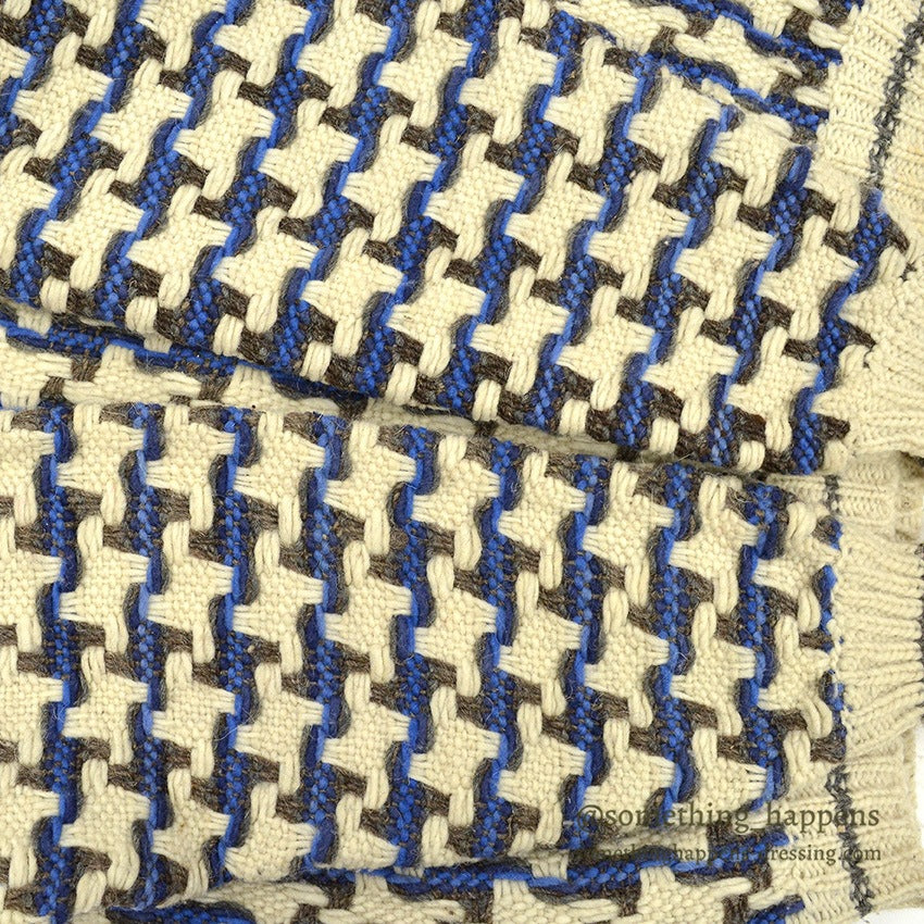 OLD ECUADOR HAND MADE WOOL KNIT SWEATER ...