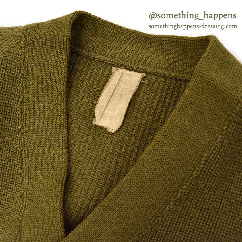 1940's U.S.A.A.F. TYPE A-1 WOOL SWEATER ... Fits like L