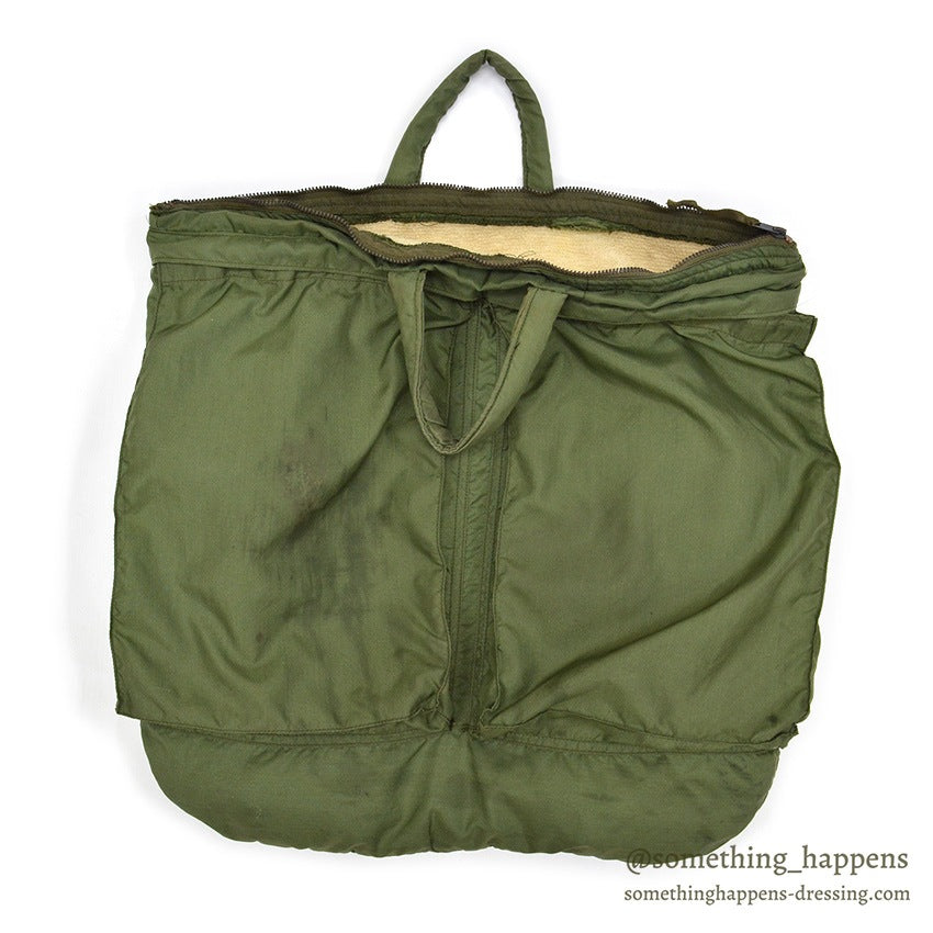 1970's USAF BAG, FLYER'S HELMET PILE LINING...