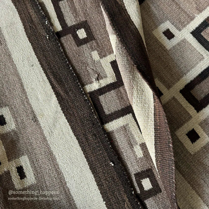 c.1920's JBMOORE WHIRLING LOGS CRYSTAL NAVAJO RUG... 113cm/106cm