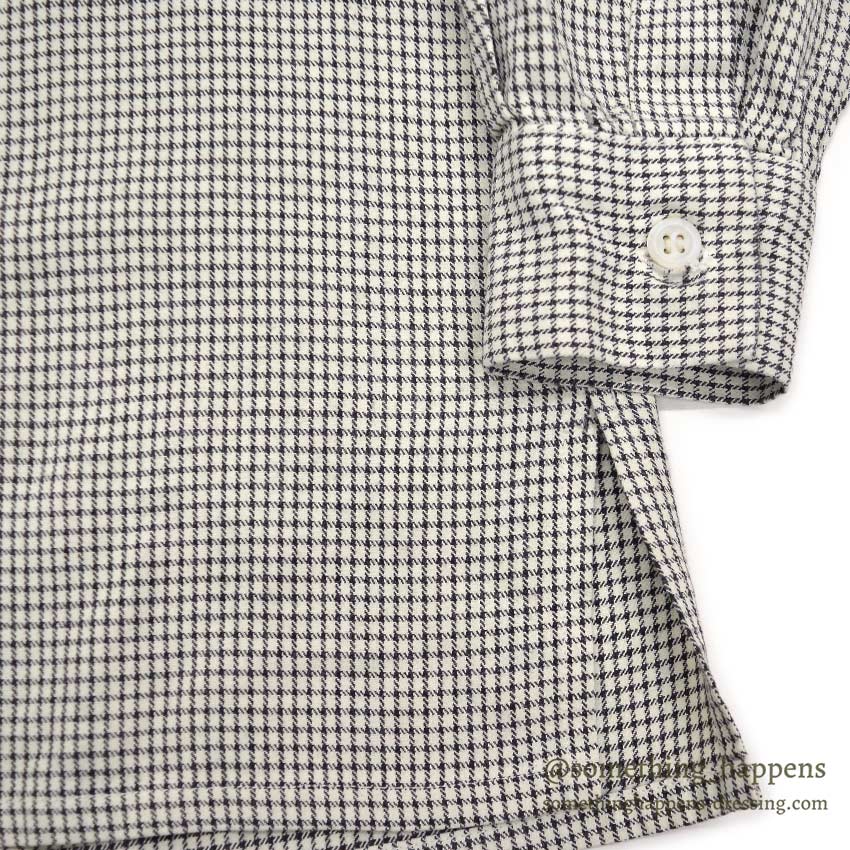 1950's BLACK / WHITE PLAID PULLOVER RAYON SHIRT...