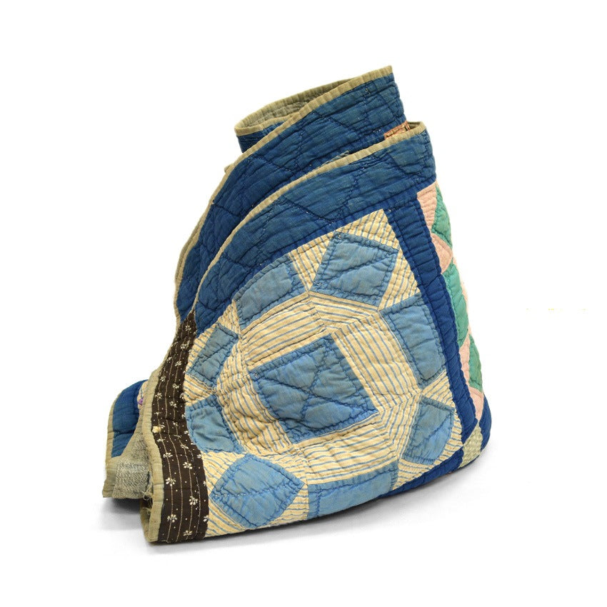Circa ~1920's Handmade Calico Patchwork Quilt... 181cm×185cm