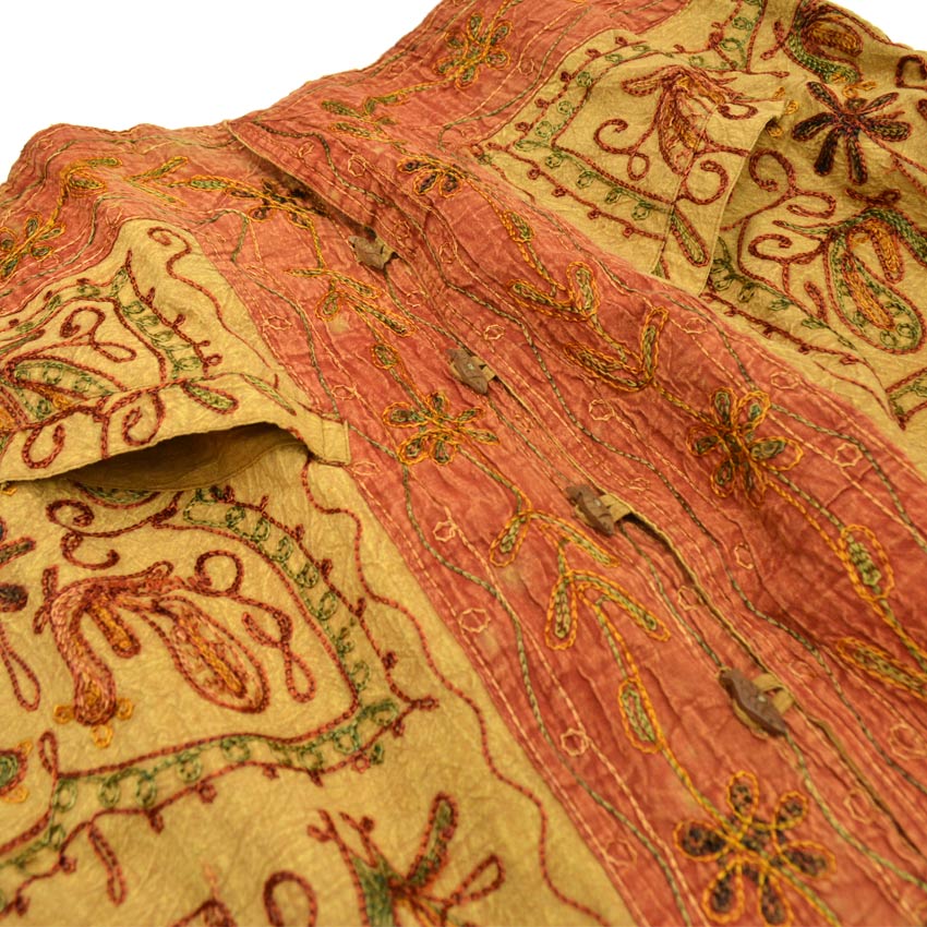 90's ORVIS Indian Cotton Embroidered Jacket with Fish Buttons... M