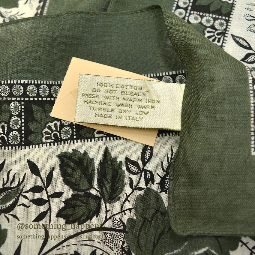 1980's DEADSTOCK BANANA REPUBLIC SAFARI & TRAVEL BANDANA GREEN...