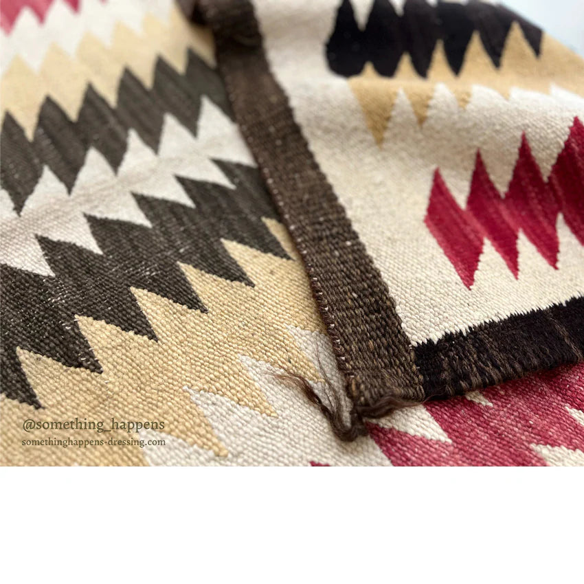 c.1940's NAVAJO RUG ZIGZAG PATTERN... 120cm/84cm