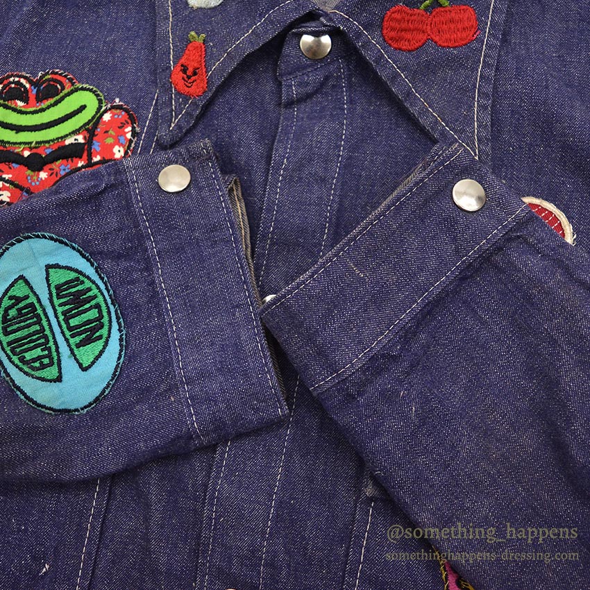 1970's DELUXE SPORTSWEAR VAD DYED DENIM JACKET / LOTS OF PATCHES ... M