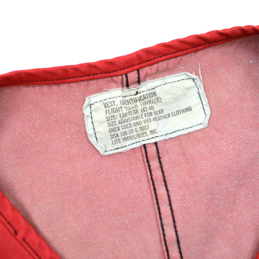 1960's USNAVY FLIGHT DECK CREW VEST RED...L/XL