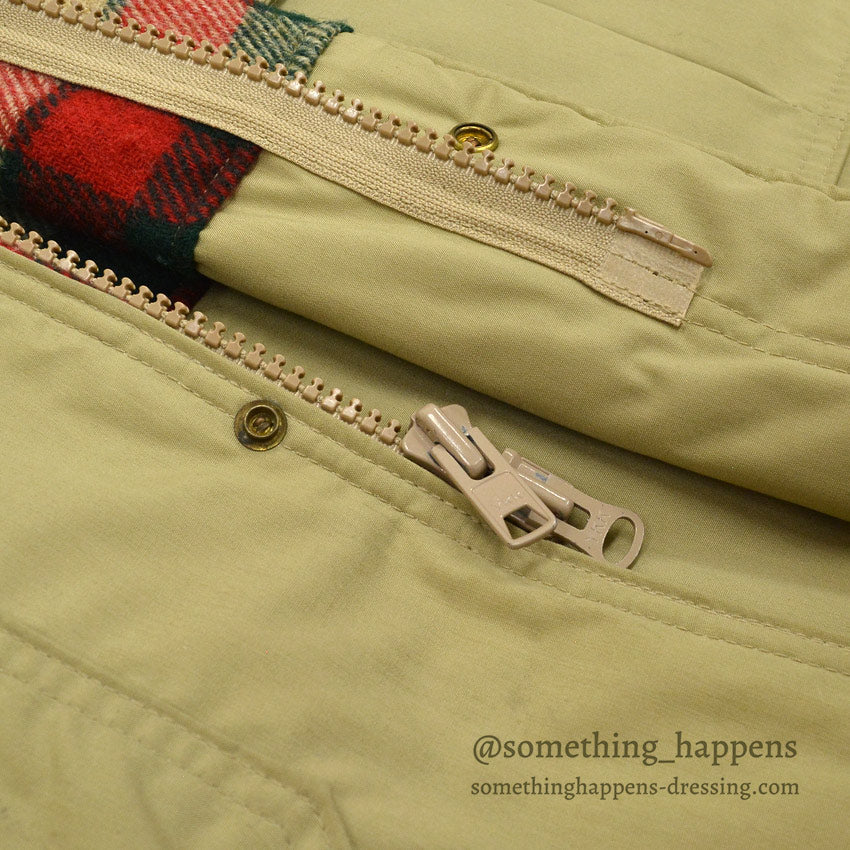 1970's WOOLRICH MOUNTAIN PARKA COYOTE FUR... Fits like L～XL