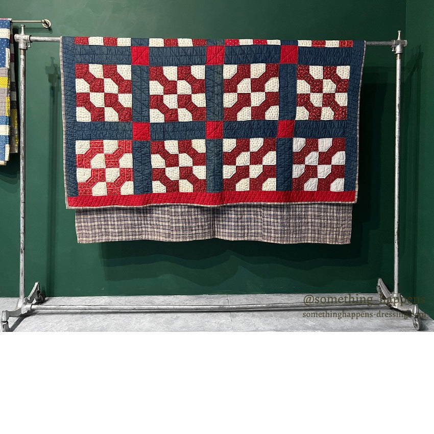 ANTIQUE BOWTIE PATCHWORK BANDANA PIECE QUILT... 214cm/170cm