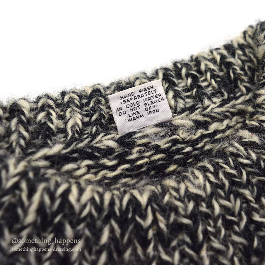 1990's OLD YIN YANG WOOL SWEATER...L