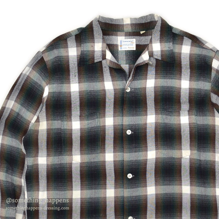 1960's TOWNCRAFT GREEN OMBRE PLAID RAYON SHIRT...L
