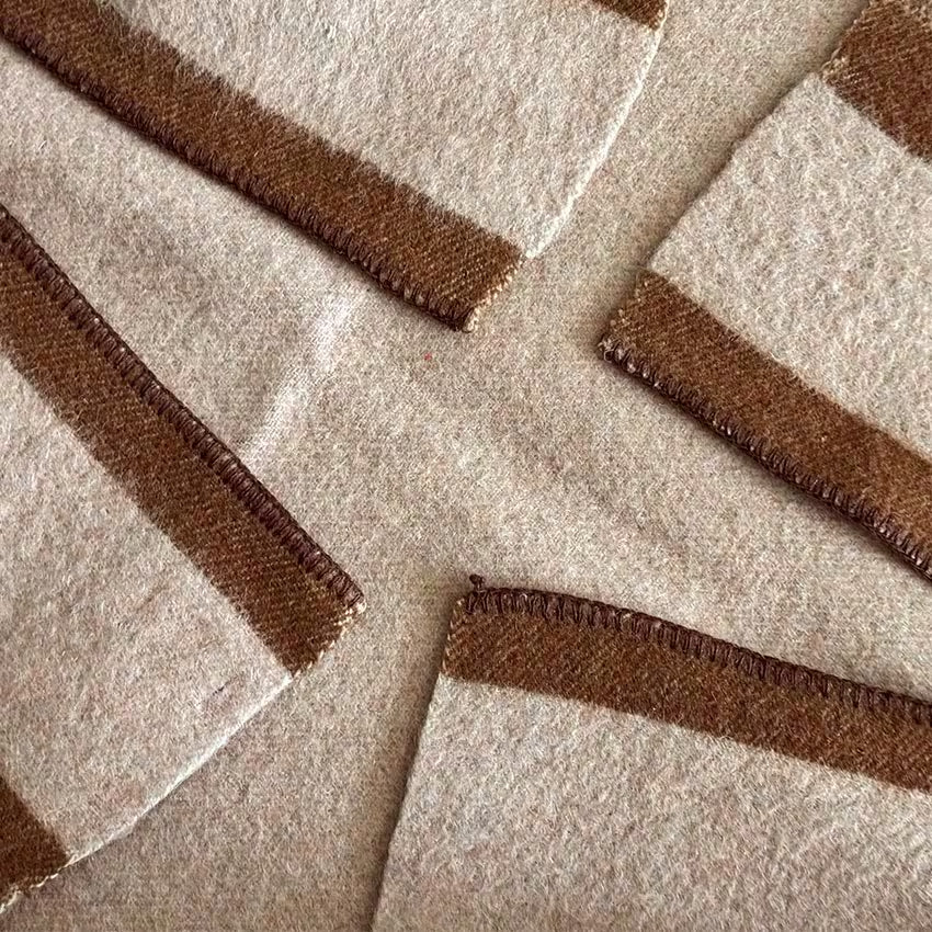 1930's L.L.BEAN MALLARD WOOL BLANKET / MINT CONDITION ... 191cm/186m