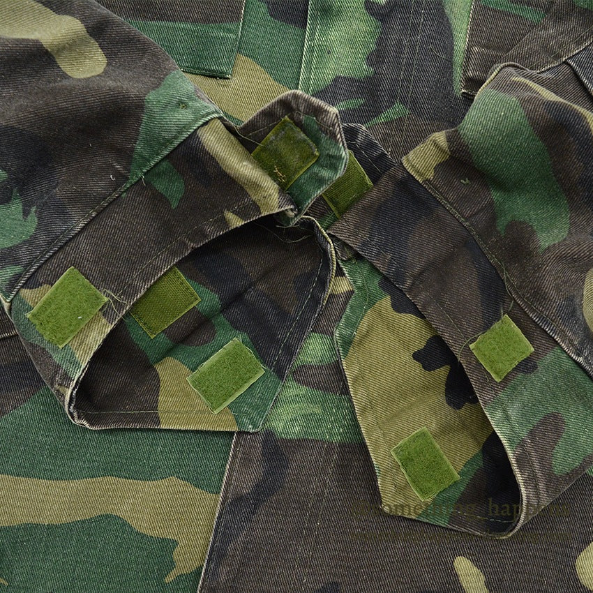 1980's M-65 WOODLAND TWILL CAMO JACKET... SMALL