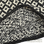 OLD ECUADOR HAND MADE WOOL KNIT SWEATER CROSS B/ W ... L