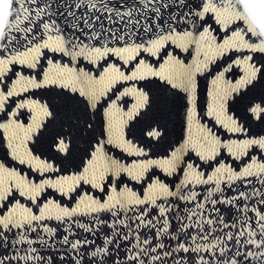 1990's OLD YIN YANG WOOL SWEATER...L
