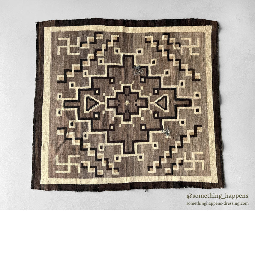 c.1920's JBMOORE WHIRLING LOGS CRYSTAL NAVAJO RUG... 113cm/106cm