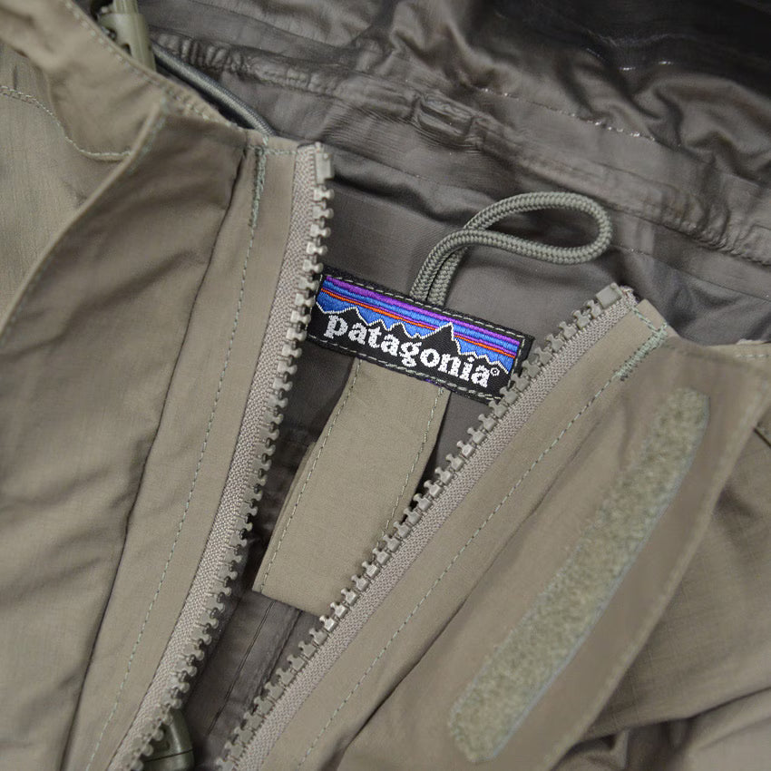 Patagonia PCU LEVEL6 GORE-TEX JACKET ALPHA GREEN... MR