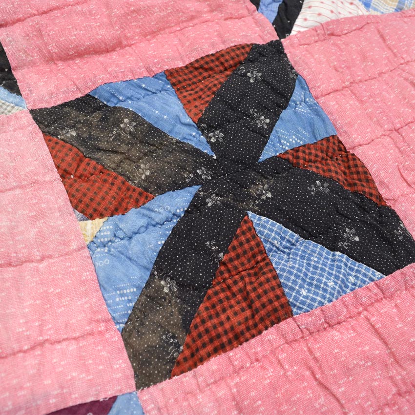 OLD PATCHWORK CALICO PINWHEEL / STRING PIECING QUILT... 148cm×188cm