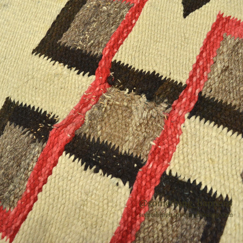 c.1930's NAVAJO RUG CROSS AND STEPPED DIAMOND PATTERN ... 168cm×118cm