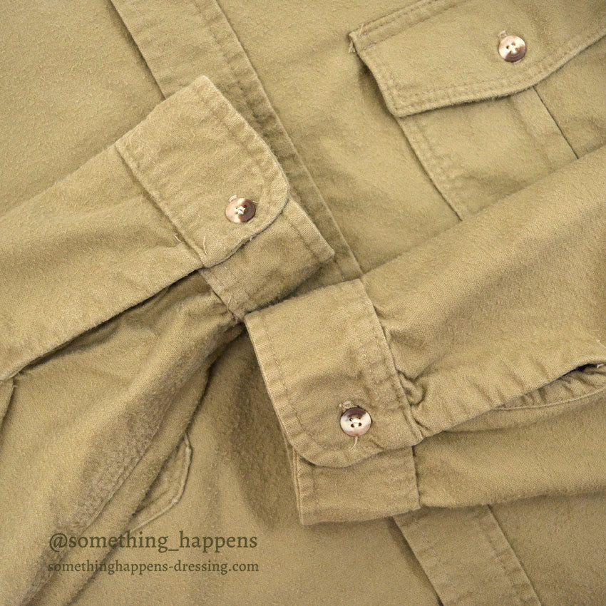 1980's DEERSKIN DOG EMBROIDERY CHAMOIS SHIRT... XL