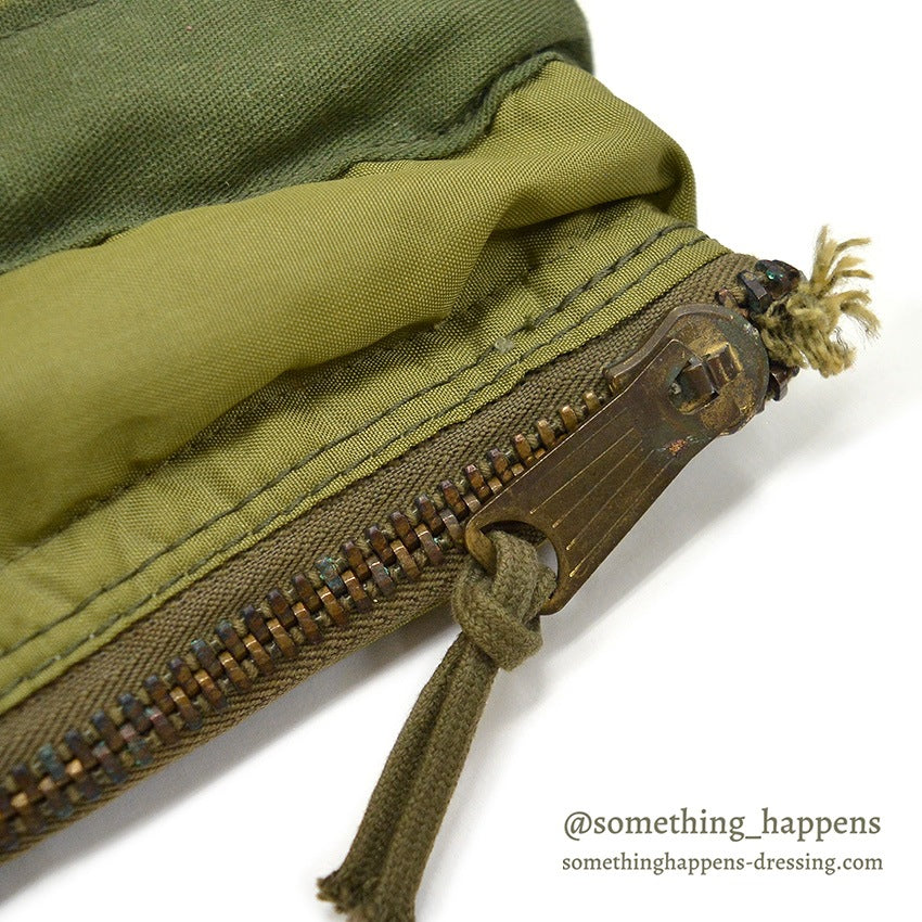 1980's USAF BAG, FLYER'S, HELMET, UNUSUAL COLOR...