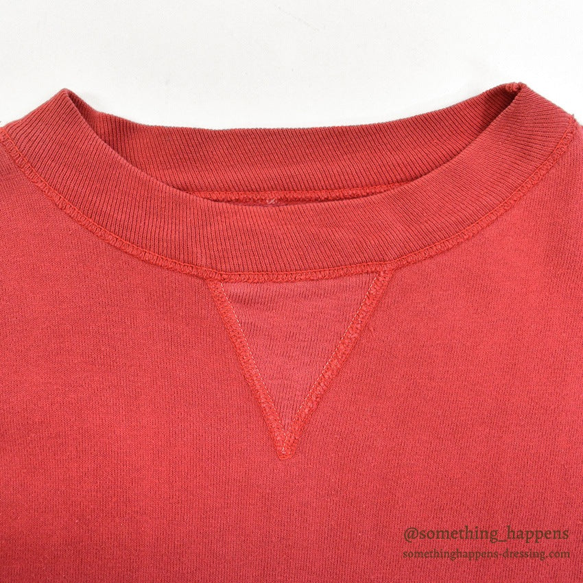1950's RED TWO-TONE FRONT-V SWEAT SHIRT...