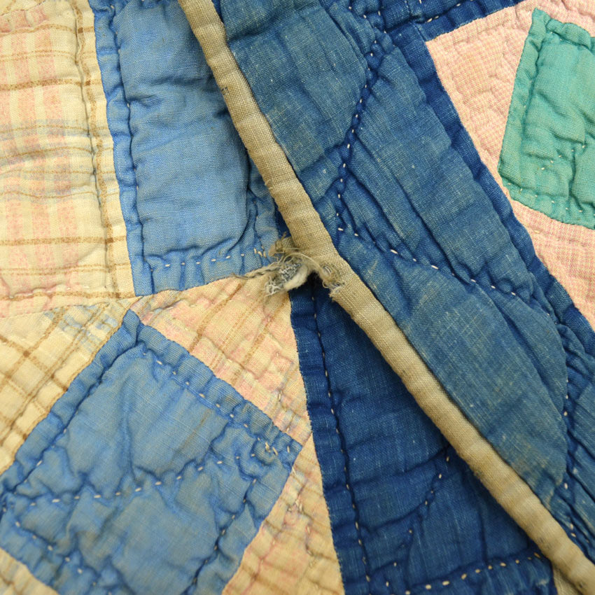 Circa ~1920's Handmade Calico Patchwork Quilt... 181cm×185cm