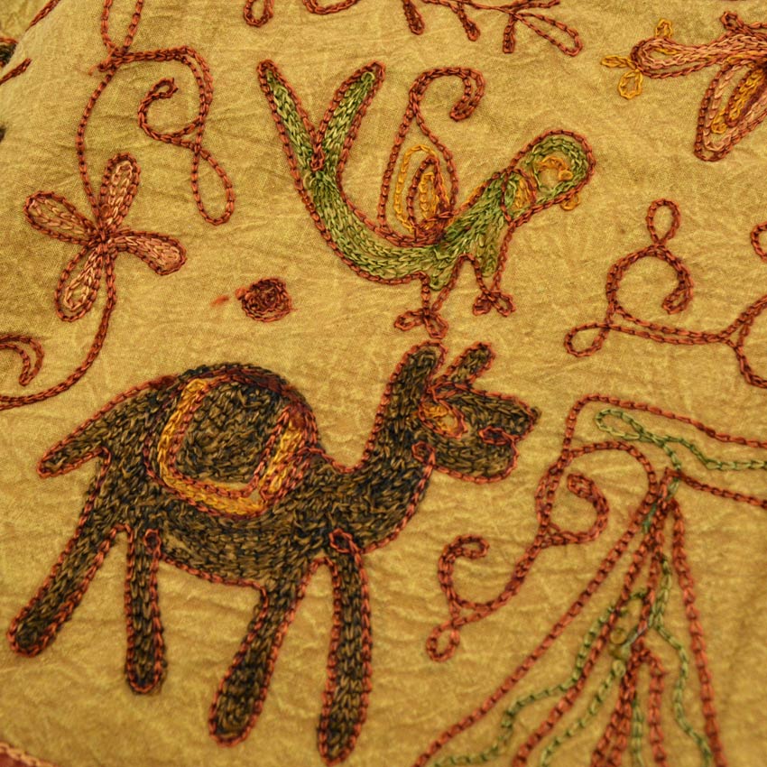 90's ORVIS Indian Cotton Embroidered Jacket with Fish Buttons... M