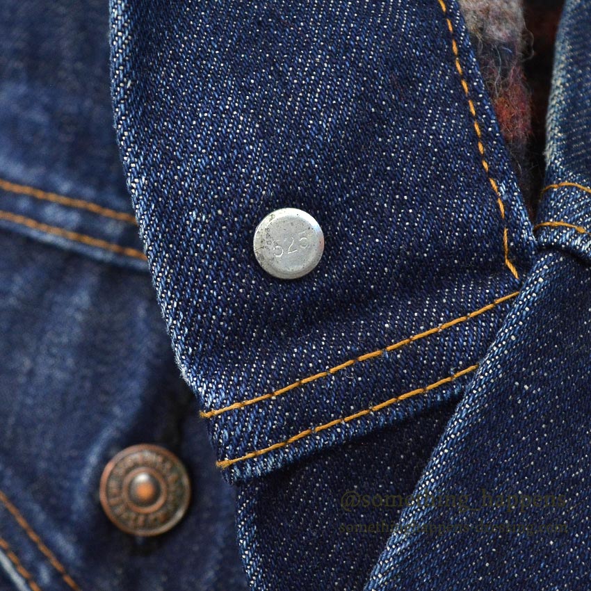 1970's Levi's 70505-0317 small-e DENIM JACKET BLANKET DARK... Fits like a 44