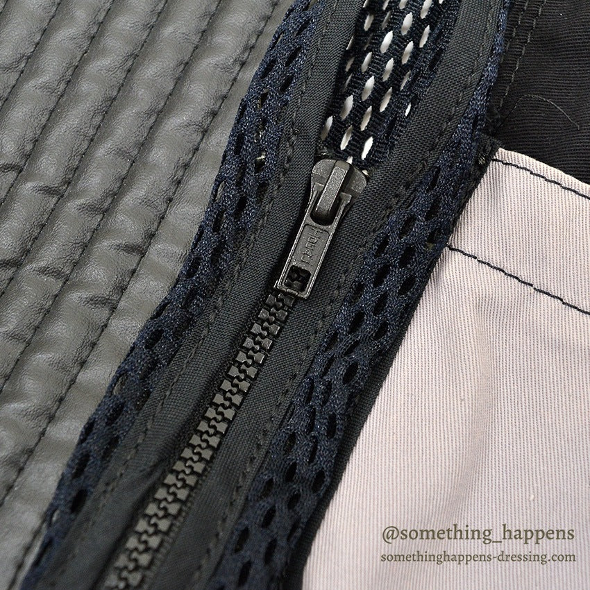 ~1980's BLACK/GRAY SHOOTING MESH VEST ...