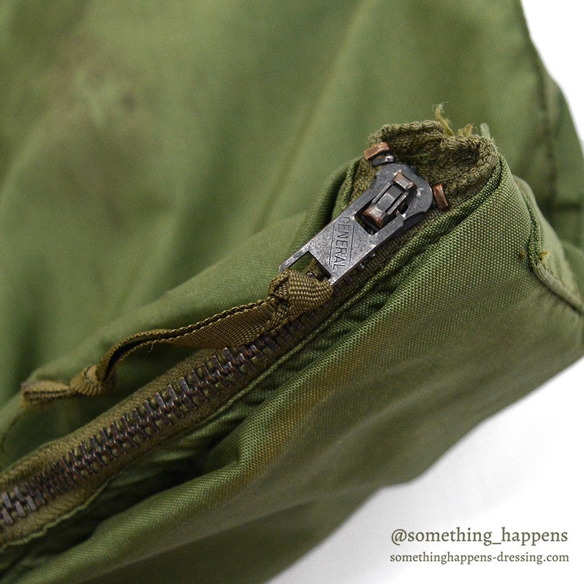 1970's USAF BAG, FLYER'S HELMET PILE LINING...