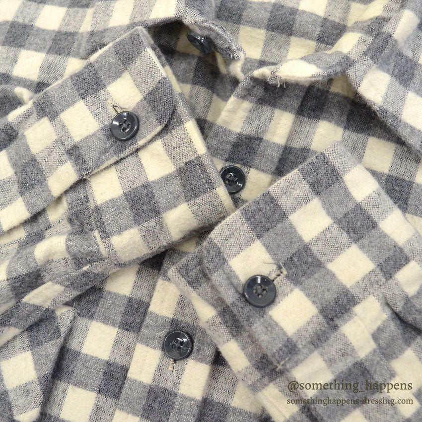 1990's LLBEAN SMALL BLOCK PLAID CHAMOIS CLOTH SHIRT... 151/2
