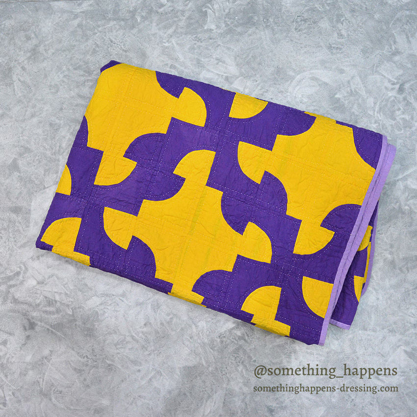 DRUNKARD'S PATH PURPLE & YELLOW PATCHWORK QUILT... 208cm/146cm