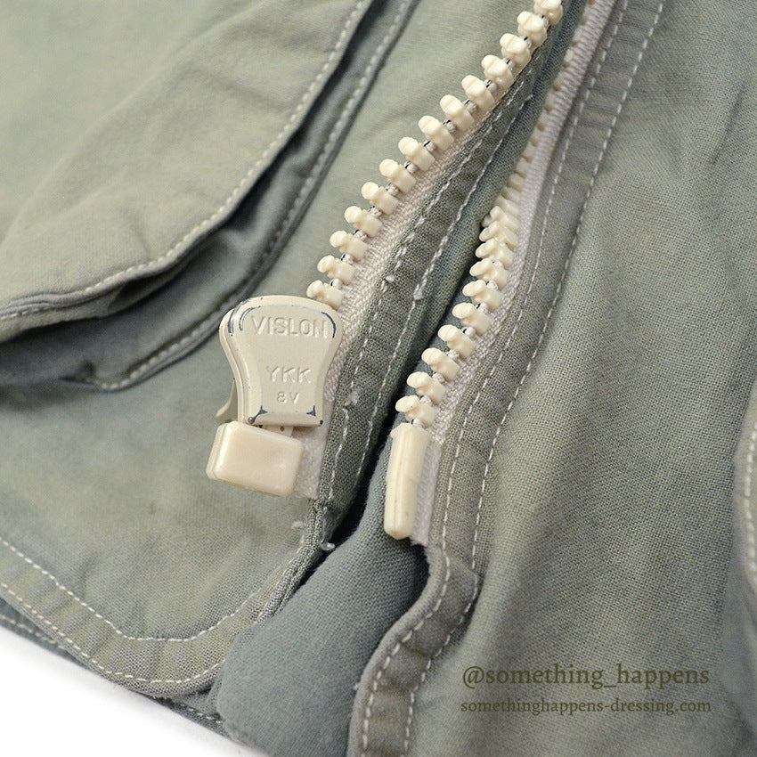 1980's BANANA REPUBLIC SAFARI & TRAVEL PACK TRAIL VEST...S