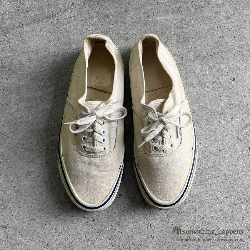 1980's VANS AUTHENTIC WHITE MADE IN USA...81/2