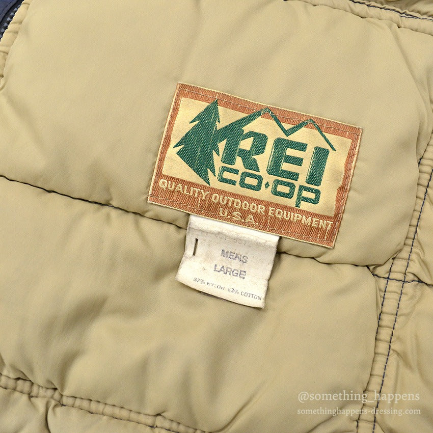 1980's REI DOWN VEST NAVY / SUN FADED ... L