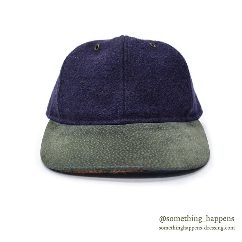 1990's LAKE OF THE ISLES NAVY WOOL / SUEDE LEATHER CAP... L