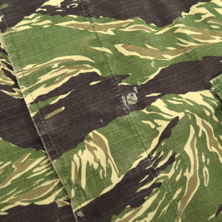 80's- TIGER STRIPE PRODUCTS Jungle Fatigue Jacket... M