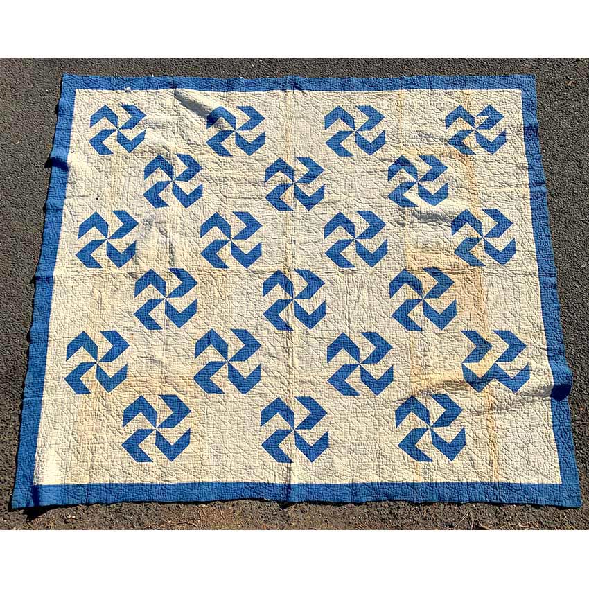 Circa 1920's Antique Fly Foot Pattern Patchwork Quilt...