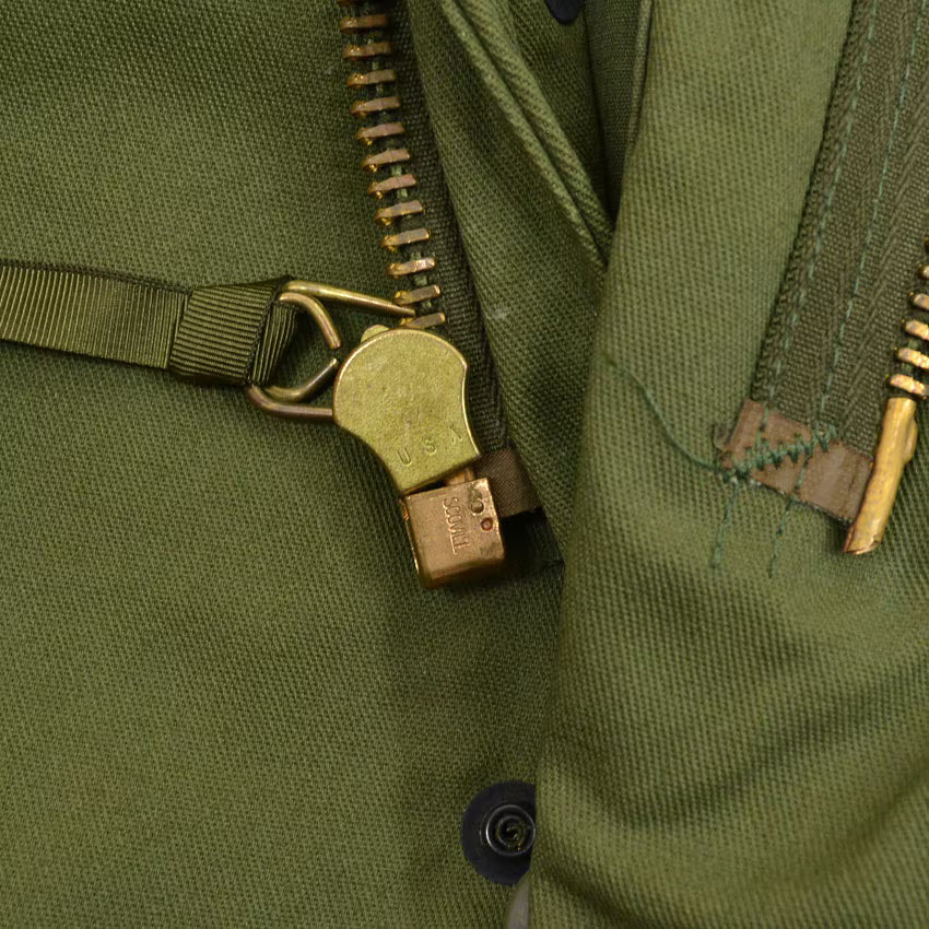1980's Deadstock USARMY M-65 OD 3RD SCOVILL ZIPPER... SR