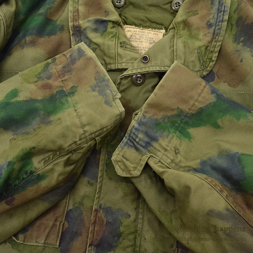 1970's M-65 USN MIUW-604 HAND PAINTED CAMO FIELD JACKET WITH LINER... MR