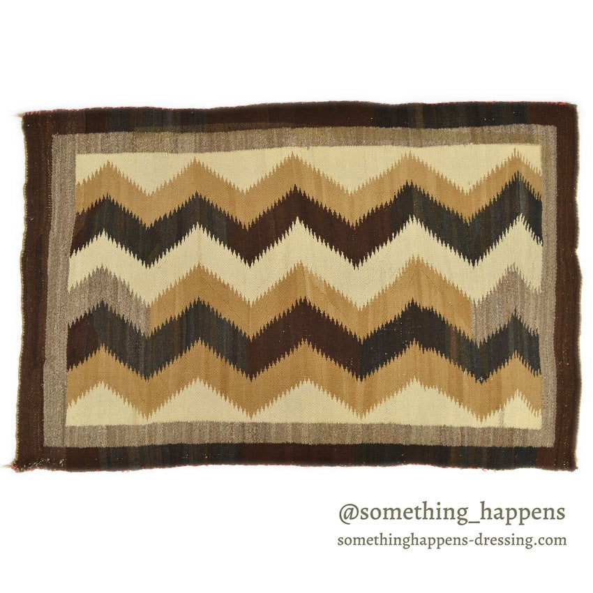 c.1940's NAVAJO RUG ZIGZAG LIGHTNING PATTERN... 163cm×110cm