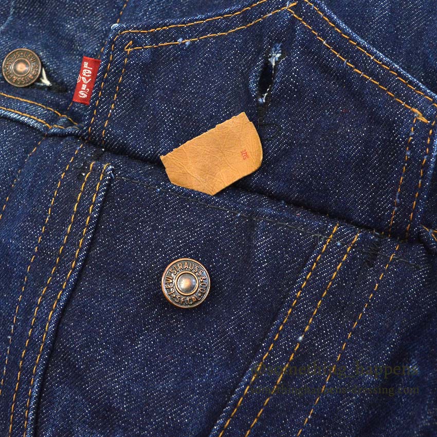 1970's Levi's 70505-0317 small-e DENIM JACKET BLANKET DARK... Fits like a 44