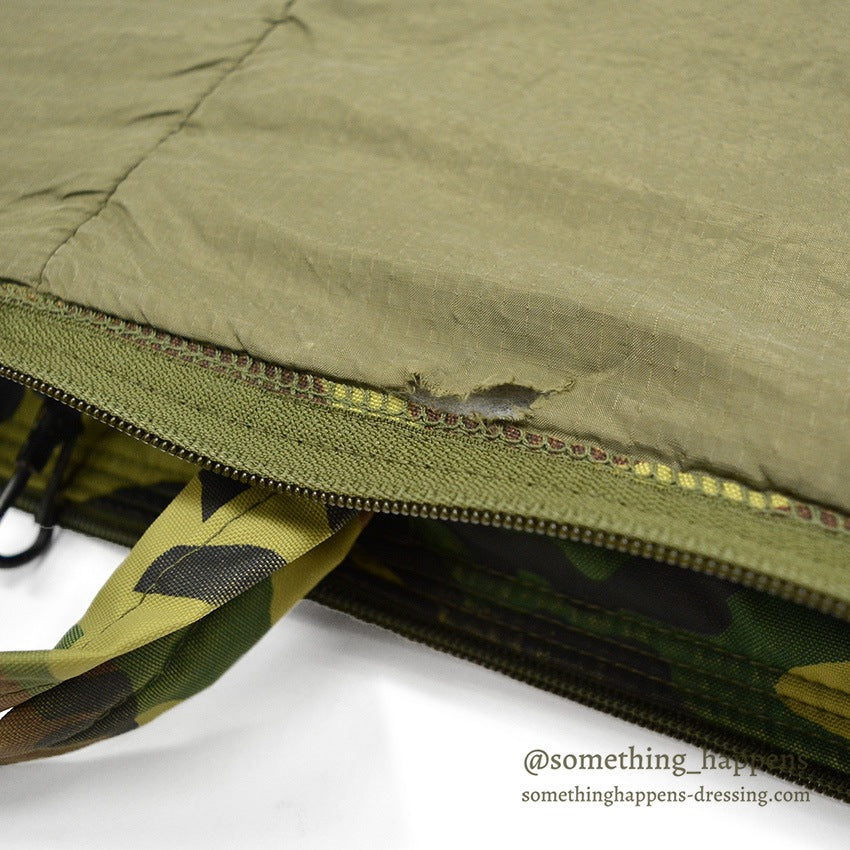 WOODLAND CAMO PATTERN FLYER'S HELMET BAG...