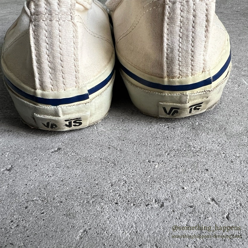 1980's VANS AUTHENTIC WHITE MADE IN USA...81/2