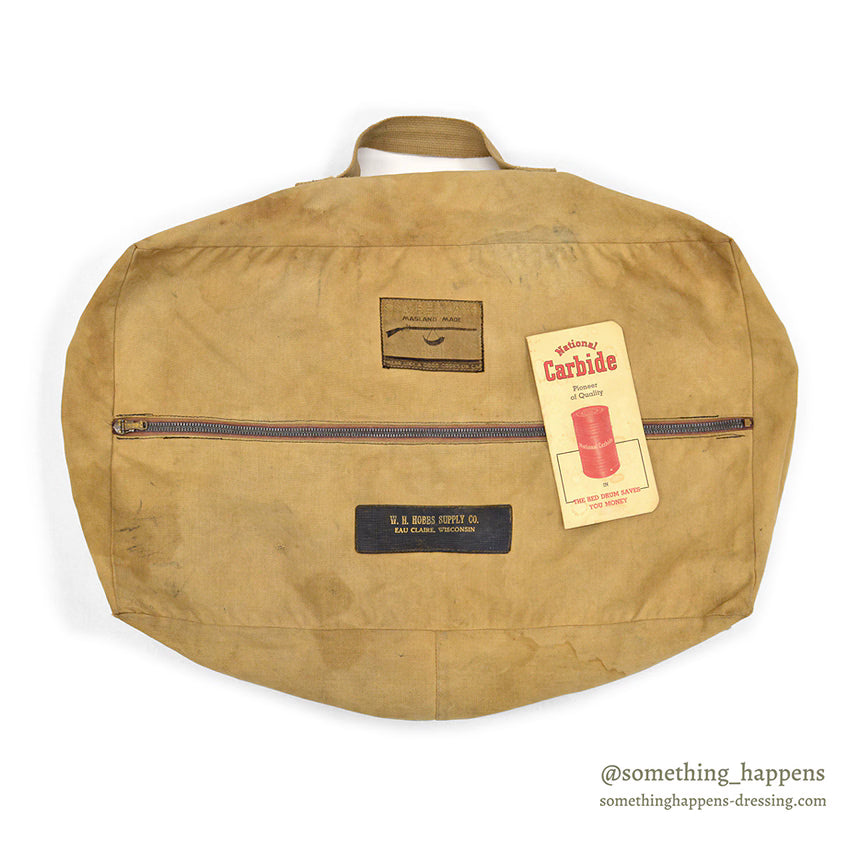 1940's~ CUMBERLAND MASLAND MADE CANVAS GAME BAG