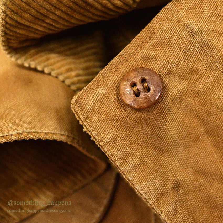 1930's DUXBAK HUNTING COAT WITH PAPER LICENSE HOLDER ... 42