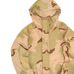 DEADSTOCK USARMY ECWCS GORE-TEX DESERT CAMO PARKA... SS